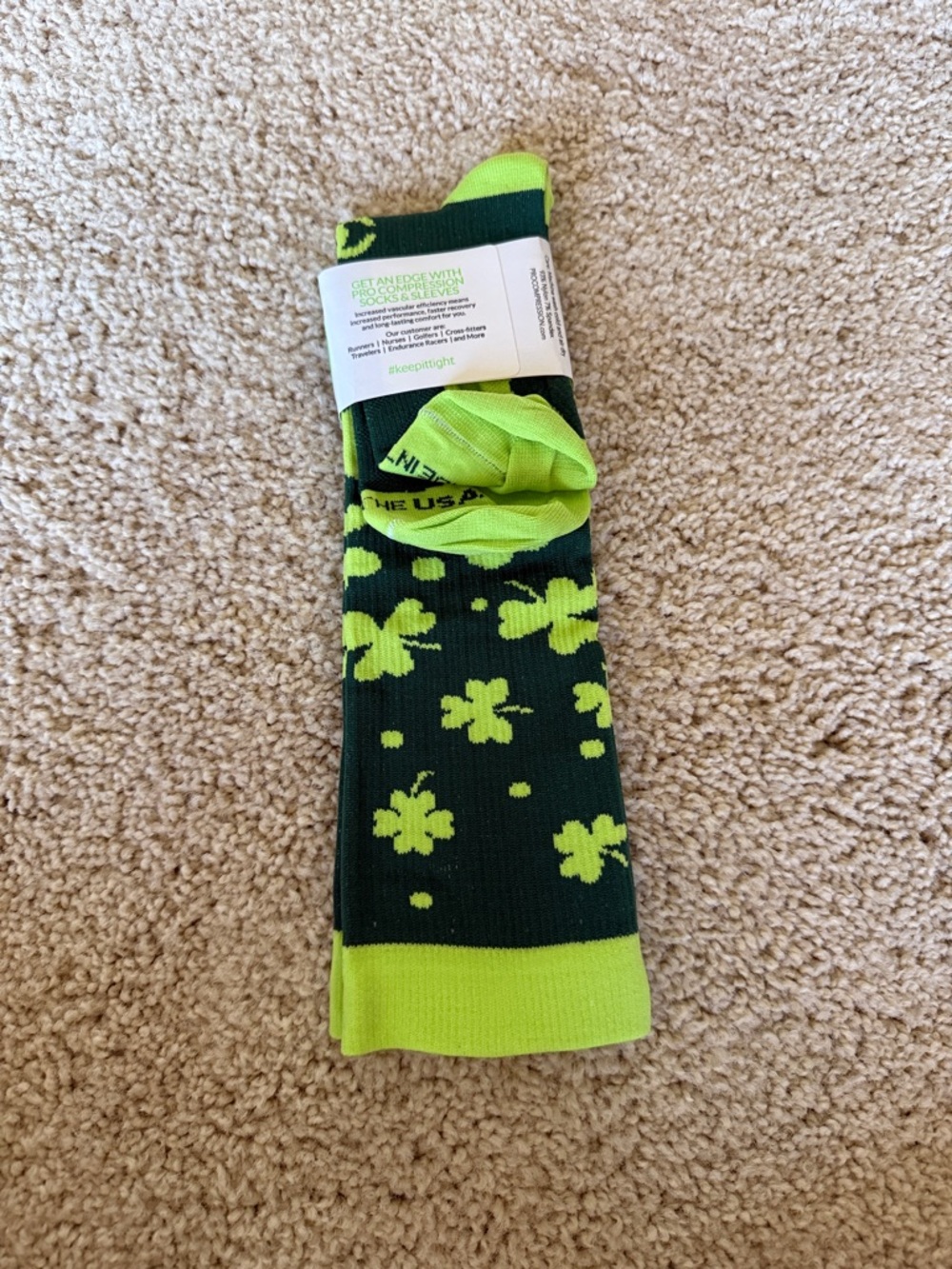 NWT Pro Compression Socks - XS - Picture 2 of 3